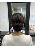 結婚式お呼ばれシニヨンヘア