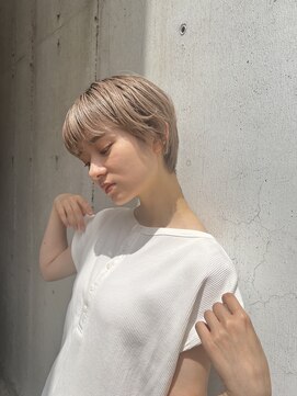 イーラ(era) マッシュショート/奥田 朱香