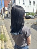 裾カラー×ブルーブラック