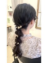 リンド(Lindo)&nbsp;華やかローポニーアレンジ