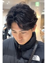 【ニュアンスパーマ】[大阪/メンズ/メンズパーマ/ニュアンスパーマ/センターパート/フェザーパーマ/韓国]