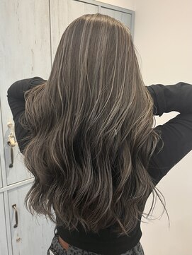 ロテ(LOTE.) ハイライト/ハッシュカット/クラゲヘアー/黒髪カタログ/一宮