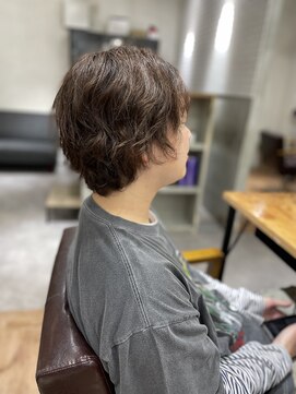 クーシ(kuusi) ミディアムナチュラルパーマ【高円寺/東高円寺/新高円寺】