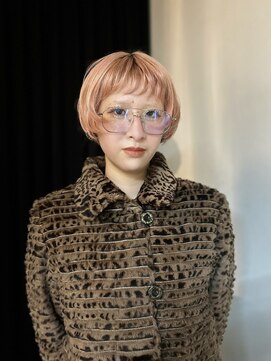 スイウ(suiu) ミルキーピンクベージュショート