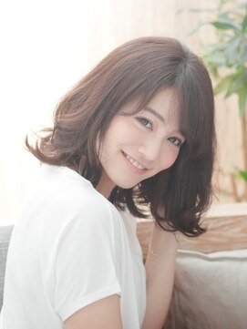 ニュートラル(neutral) 【neutral吉祥寺】大人可愛い重軽ふんわり外ハネボブ