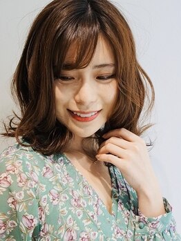 クオーター(QUARTER)の写真/【潤いある艶やかな髪へ―】大人女性のお悩みを解決してくれる[AVEDA]のオーガニックグレイカラー。