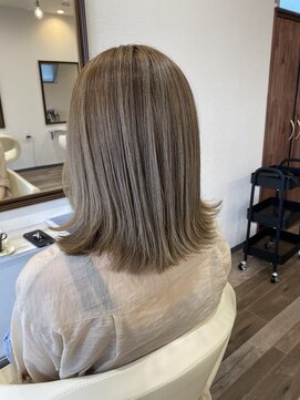 リンドヘアー(Lindo hair) エアタッチ×ミルクティーブロンド