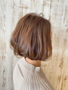 リッシュグランデ(riche GRANDE by CHANDEUR) 前下がりボブ/ミニボブ◆キャラメルベージュ