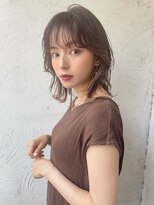 メーヴェ(Mowen) mowen×切りっぱなし×顔周りレイヤー×ハイライト×ベージュ