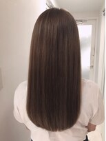 グランドライン(GRAND LINE)&nbsp;《GRANDLINE友田千栄》髪質改善トリートメント　カーキベージュ