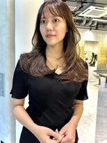 シティ(CITY)&nbsp;韓国ヘア レイヤーカット 透明感 グレージュ 井坂