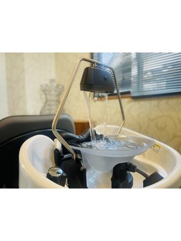 香りを楽しむヘッドスパ♪リラックスできる空間で心地よい香りに包まれながら髪も心もリフレッシュ◎