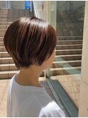 丸みのあるシルエットが綺麗なショートヘア