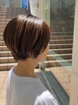 イリル バイ レシッド 自由が丘(ibrel by rcid) 丸みのあるシルエットが綺麗なショートヘア