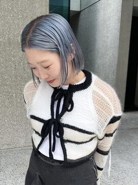 ローネス(LONESS) ハイトーンカラー ぷつっとボブ ミニボブ ブリーチ