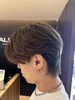 アルム オモテサンドウ(ALLM omotesando) 韓国ヘア センターパートウルフ 表参道