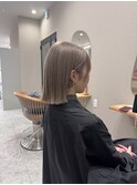 ボブ 三宮 ハイトーン ブリーチ ダブルカラー ミルクティー