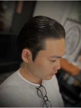 エーピーティートアウエスト(APT. TOR WEST) slick back