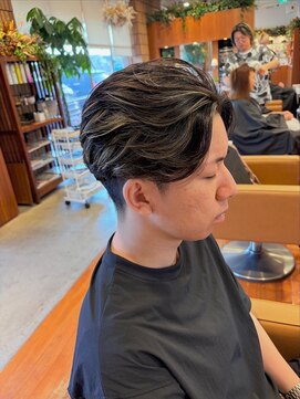 シーツー 川口店(C2) 毛流れハイライト