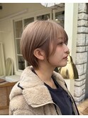 【ハイトーンショート　ベージュ】