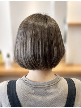 ミルキィ 美しが丘店の写真/大人女性の髪を美しく♪髪と頭皮を傷めない≪ダメージレスカラー≫でツヤのある自分らしい髪色を叶えます