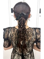 スタイル 横浜(STYLE)&nbsp;結婚式お呼ばれヘアセット／ツイン編みおろし/横浜駅/リボン