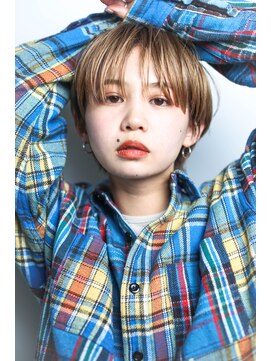 テトヘアー(teto hair) マッシュショート、ブロンド、マニッシュショート