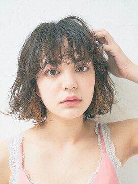 ジュール 新宿三丁目(Joule) チラ見せイヤリングカラー×ルーズボブ