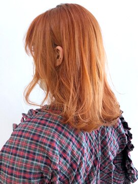 アイティー バイ アルバム 中野店(IT by ALBUM) オレンジミディ_セミウェットウェーブオリーブカラー_ba305602