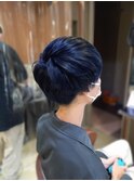 ネイビーカラー