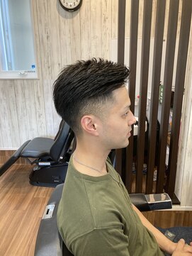 ライズヘアー(RISE HAIR) フェード＋ハードパート