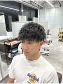 スーツに似合うパーマスタイル　ツイストスパイラルパーマ