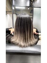 フォーク(FOLK)&nbsp;YAMATO 根本暗めバレイヤージュ  白髪ぼかし対応