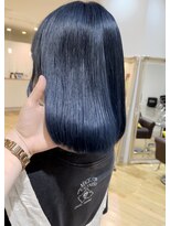 ルッツ(Lutz. hair design)&nbsp;ネイビーブルー【千代田彩夏】