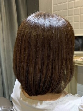 カミケンガレリア(kamiken. galleria) まとまる大人かわいい伸ばしかけミディアム【カミケンガレリア】