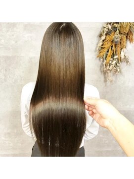 ナチュラル 岩切店(Natural) 艶髪ストレート