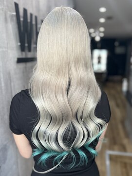 アンダーバーホワイト 南海難波店(_WHITE) 【ホワイトベージュ×ティファニーブルー♪】