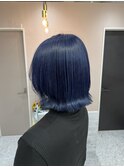 コバルトブルー×切りっぱなしボブ♪