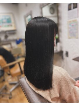 ラヴィアンローズ(La vie en rose) ロングヘアースタイルカット
