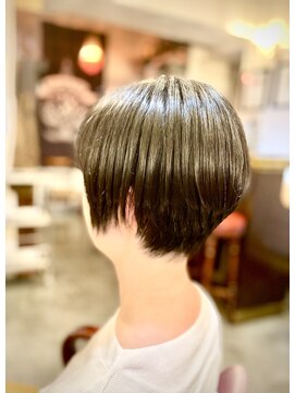 サーティエイト(38) 大人美人 丸みショート/くびれショート/ボブ/髪質改善/元町/