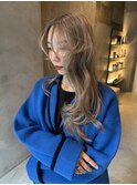 レイヤーカットロングブロンドブリーチダブルカラーベージュ袋町