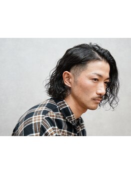 【メンズ専門理容室】清潔感ある大人のスタイルを叶える。ヘアはもちろん、ひげや眉もお任せください！