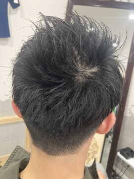プルス ウルトラ(PLUS ULTRA) スパイキーショート