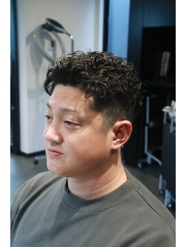 イズミプラス(IZUMI+) メンズパーマ