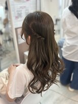 ホワイト(White)&nbsp;ねじりハーフツイン