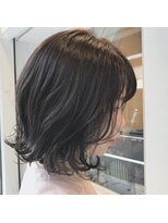 マウロア(MAULOA)&nbsp;"シースルーカラー 切りっぱなし 小顔 くびれボブ  " 中西英美子