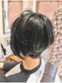 前下がりアシメショート