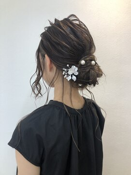 ルル ココット(Lulu la cocotte) シーンを問わないヘアセット