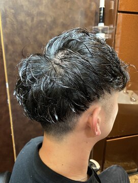 ヒロギンザ 新橋日比谷口店(HIRO GINZA) ツイストスパイラル 新橋/日比谷/内幸町/理容室/美容院