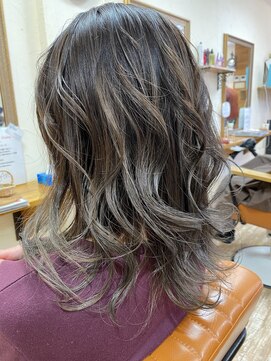 クロック バイ オハナ(Clock by Ohana) ダークアッシュ　バレイヤージュ